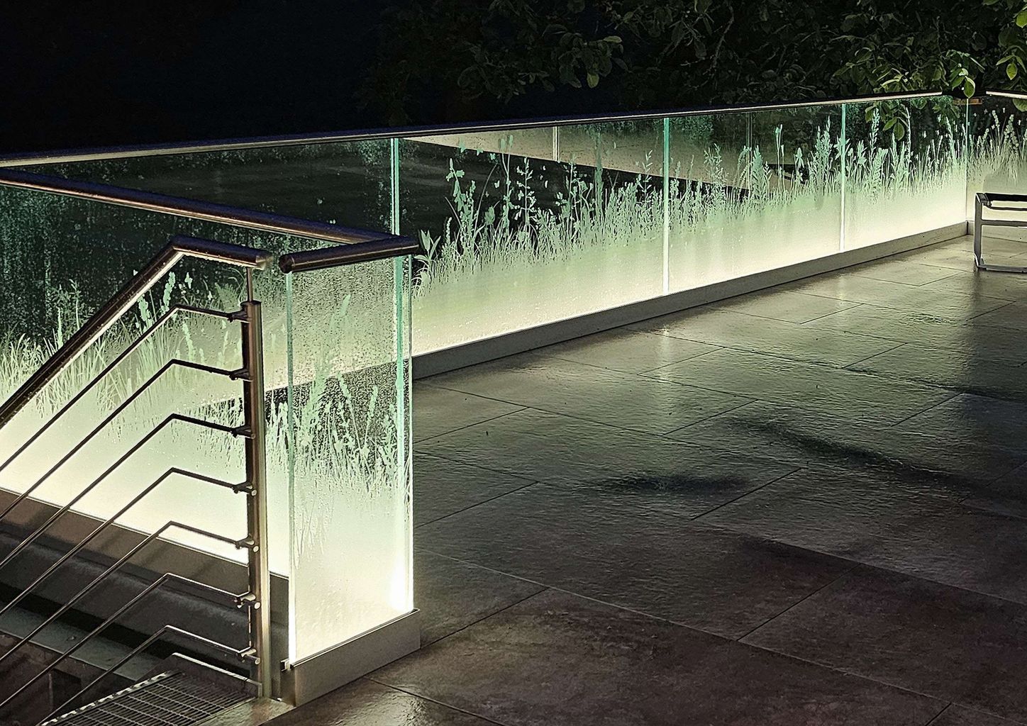 Moderne glasgeländer mit led-beleuchtung kaufen