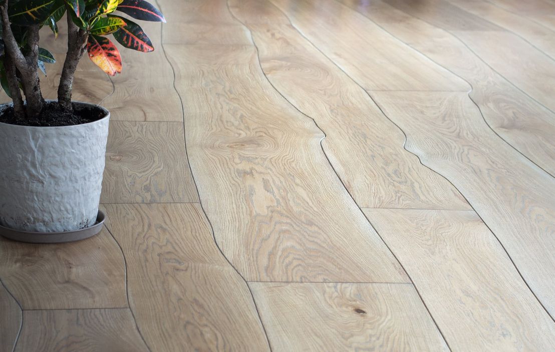 Live edge engineered oak wood flooring | homify