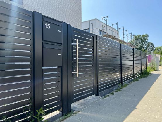 Ein moderner Gartenzaun mit Sichtschutzfunktion homify