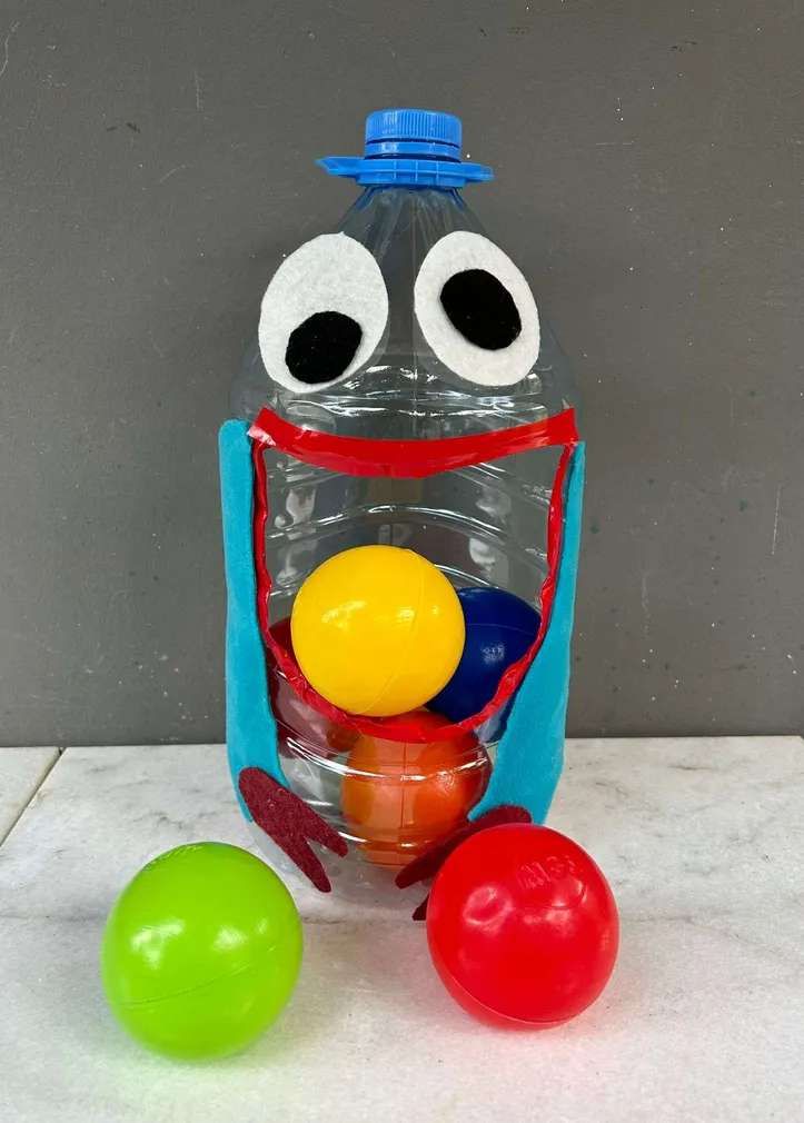 Como Fazer Jogo Feed the Monster l Jogo Para Crianças com Garrafão de ...