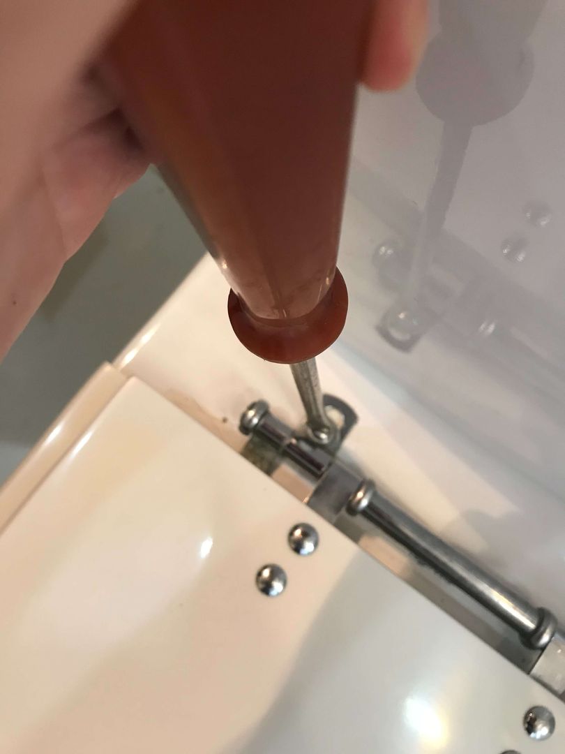 Adım 5: Gevşek vidayı sıkın