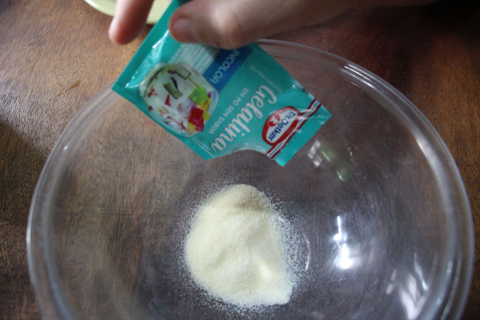 Adım 1: Tatlandırılmamış Jelatini Hazırlayın