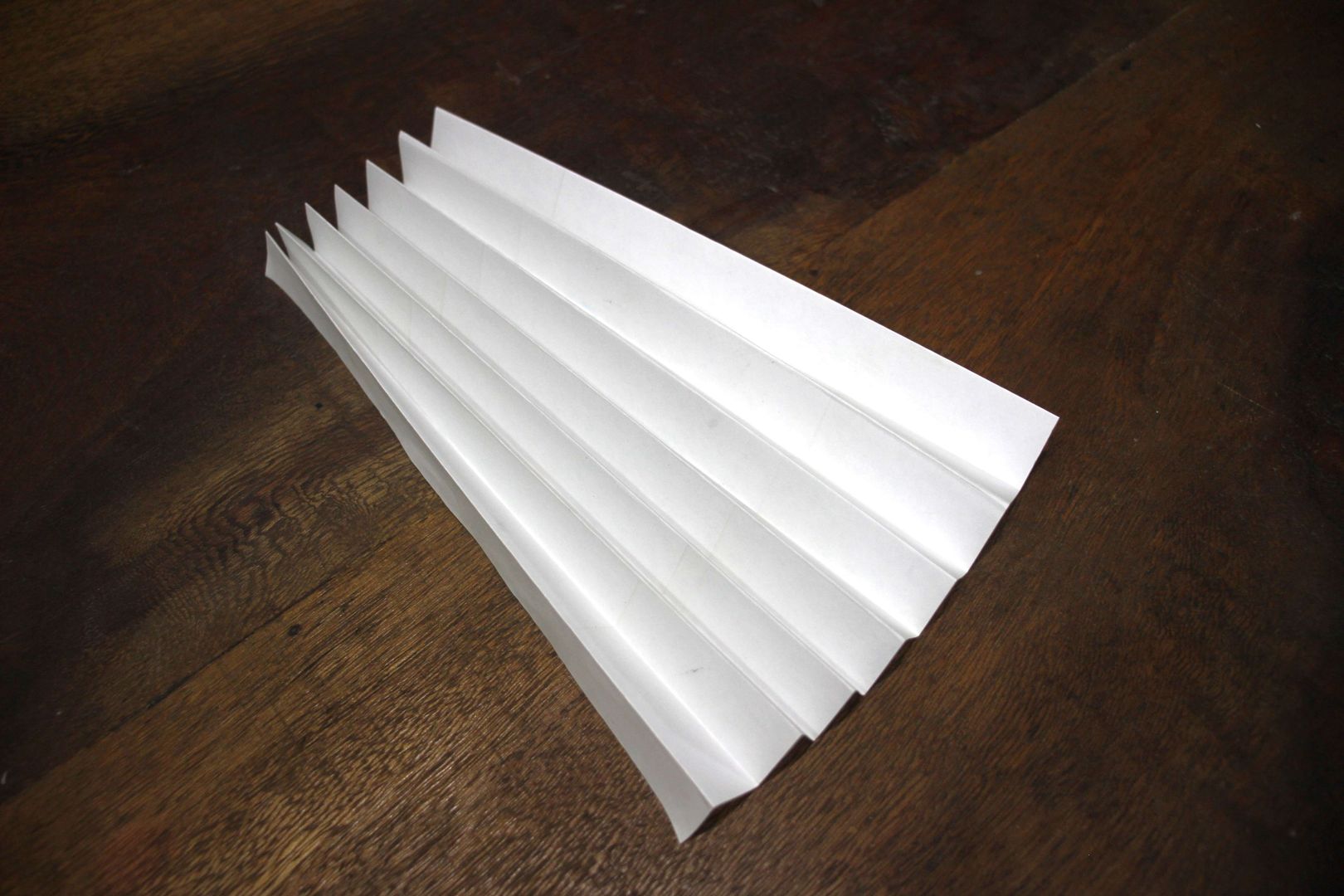 Adım 2: Akordeon Şeklinde Katlayın