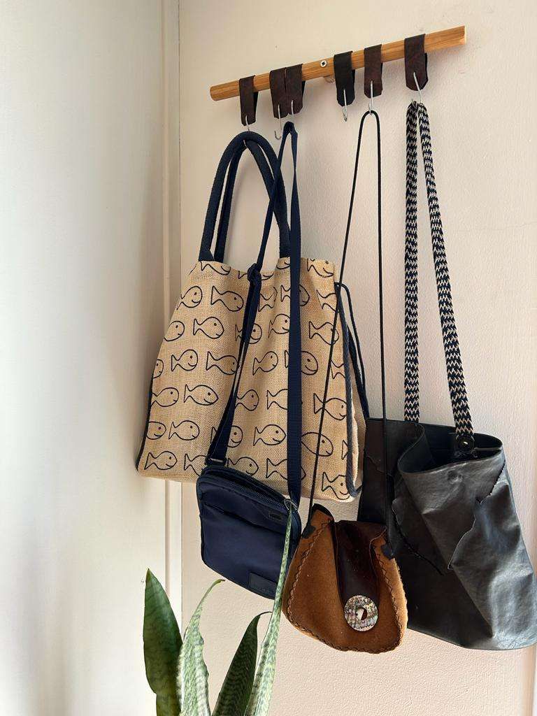 DIY Hanging Bag Rack Make a Rustic Rack for Bags 13 Easy Steps homify