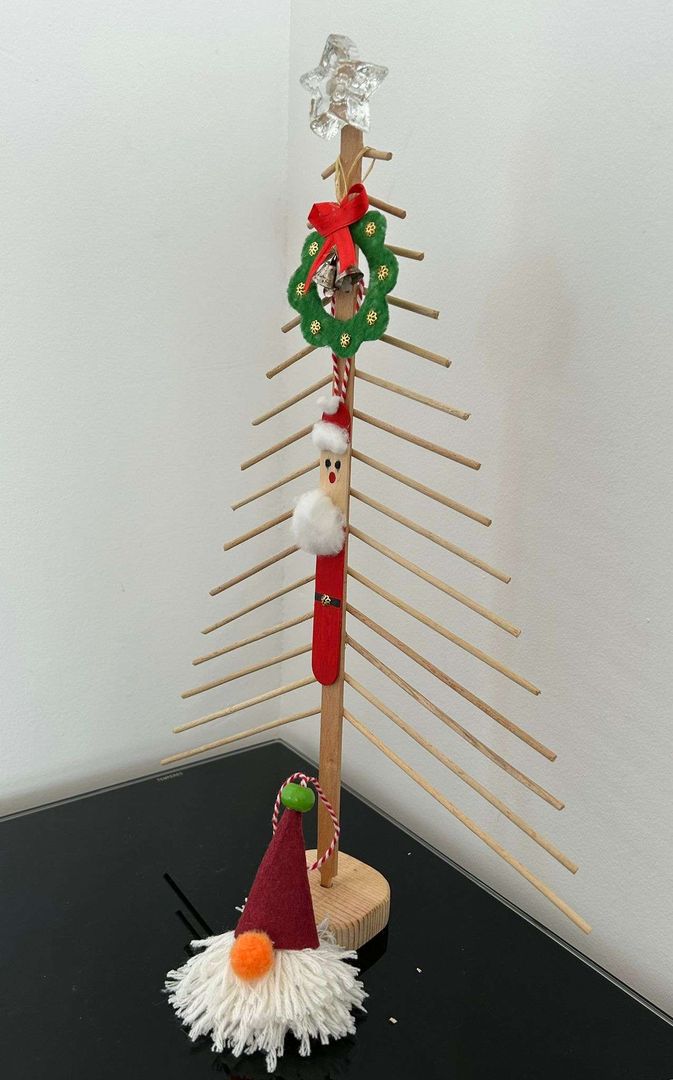 Hoe Kun Je een Kerstboom van Stokken Maken in Slechts 9 Stappen homify