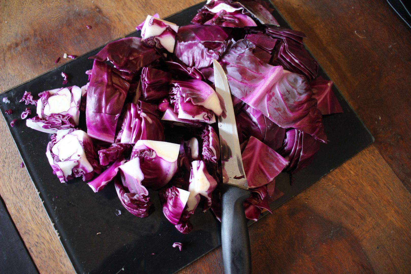 How To Dye Cotton Blue With Red Cabbage (No Mordant) - Sew