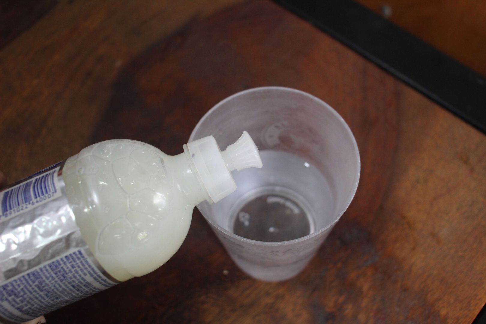 Adım 7: Su ve deterjanı karıştırın