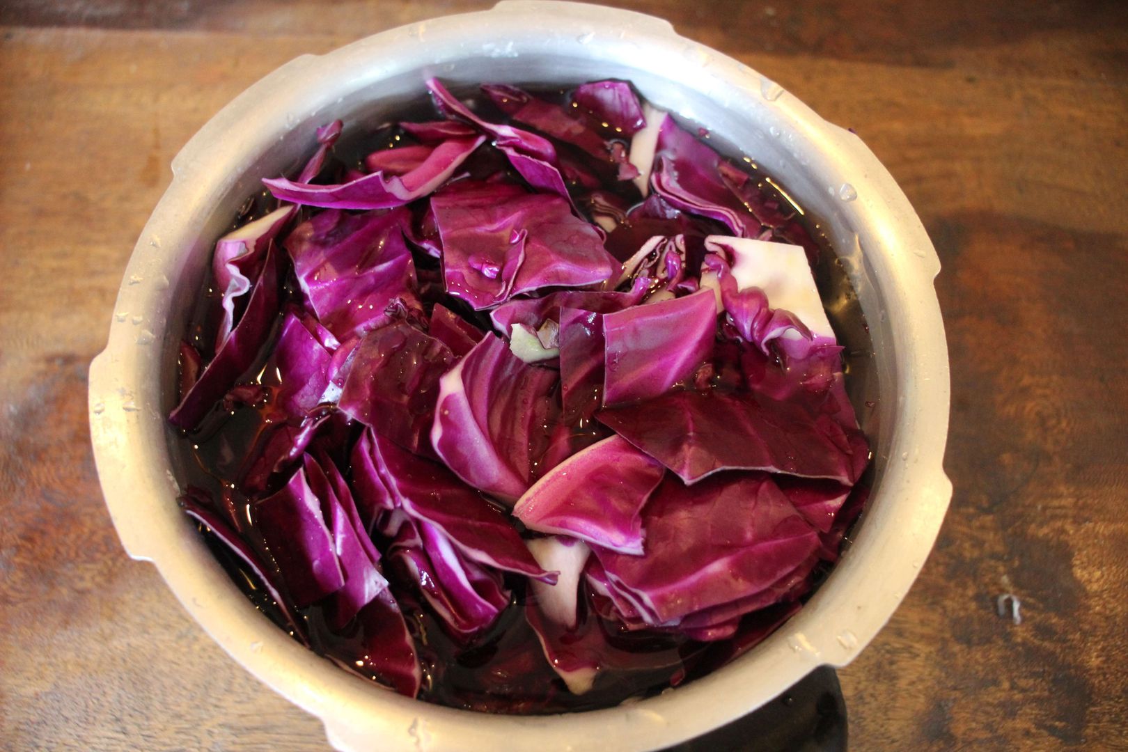 HOW TO MAKE NATURAL DYE WITH RED CABBAGE, ORGANIC COLOR