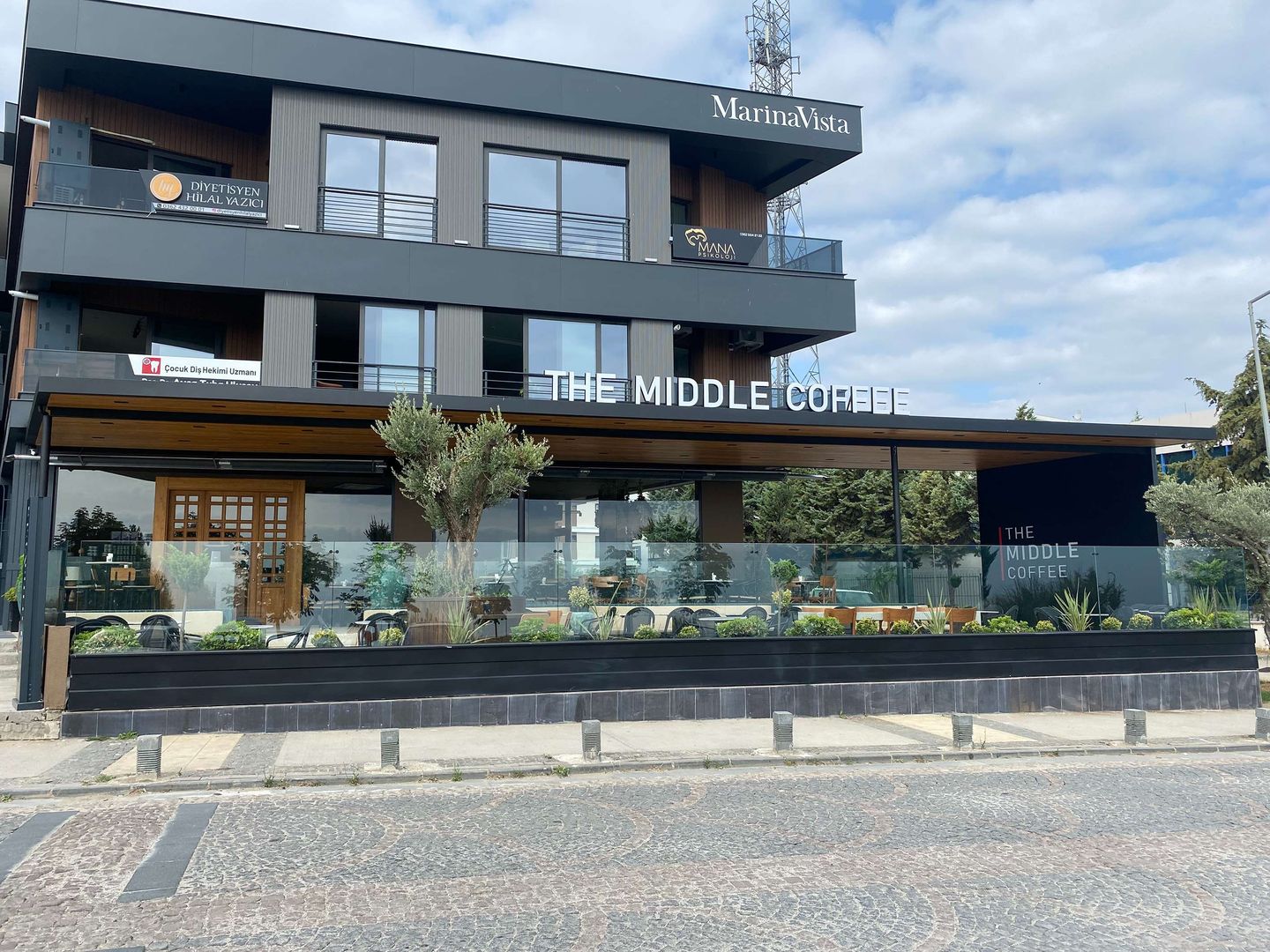 The Middle Coffee Marina