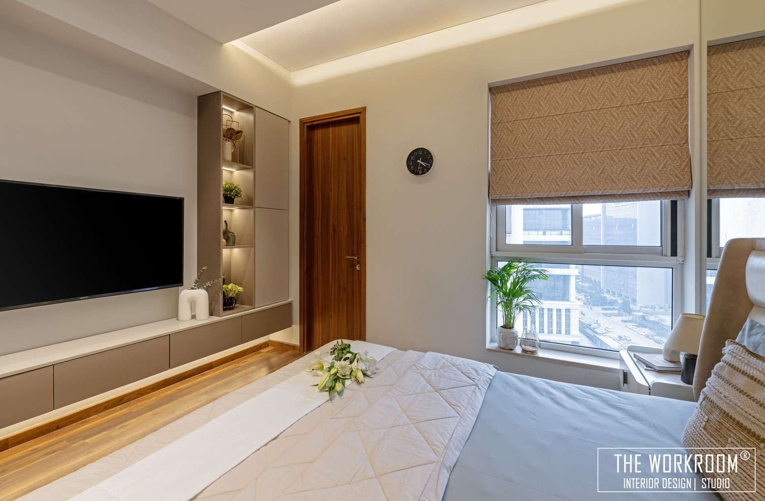 Small Apartment Design Ideas (Space Saving Tips)