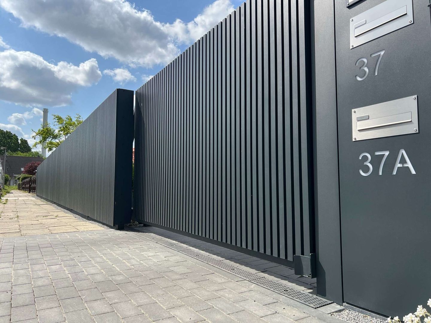 Der moderne Gartenzaun vielseitiger Alleskönner homify