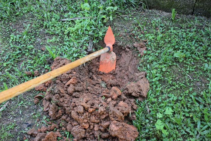 Aerating store garden soil