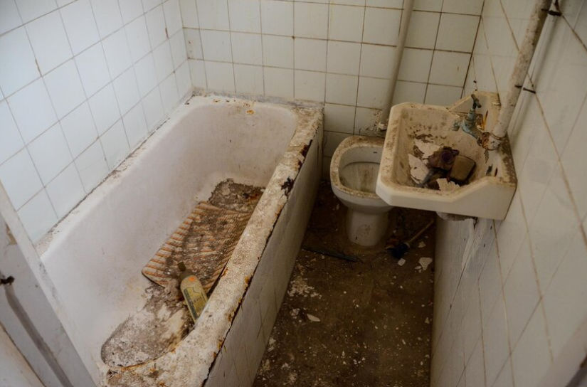 ¡Limpieza Extrema! El Baño más Sucio que jamás hayas visto | homify
