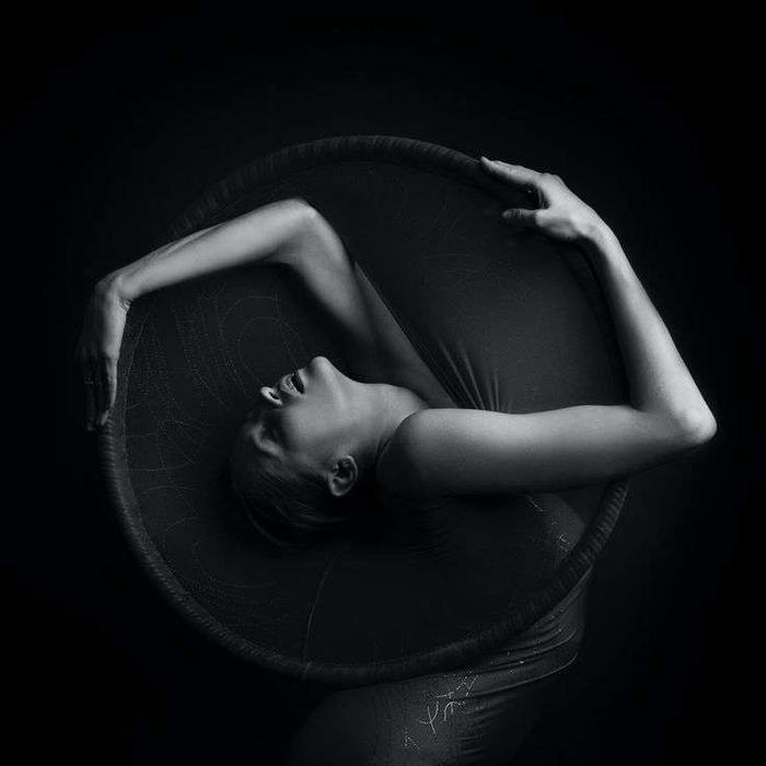 Classic Erotic Massage Classic Erotic Massage Küçük Yatak Odası Black, Monochrome photography, Darkness, Black and white, Monochrome, Art Model, Model, Photo shoot, Human back, Foot