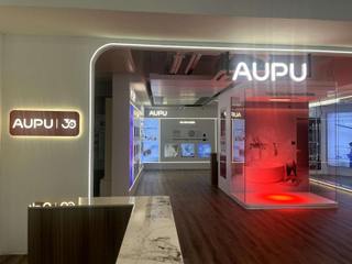 EA20250724-23887 Press profile homify Colonial style bathroom Technology, Display device, Advertising, Gadget, Graphics, Transparency, Cleanliness, LED-backlit LCD, Flat-panel display, Graphic design