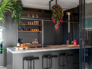 Attico vista lago, Locarno Alessandro Radice Apartment Mobilia, Tavolo, Ebanisteria, Pianta, Controsoffitto, Interior design, Scrivania, Scaffalature, Pavimento, Pavimentazione