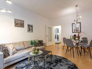 HomeStaging einer Wohnung in Düsseldorf, HOMESTAGING Sandra Fischer HOMESTAGING Sandra Fischer Phòng khách