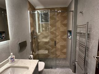 Banyo Tadilatı, Yeşil Aks Mimarlık Yeşil Aks Mimarlık Modern Banyo