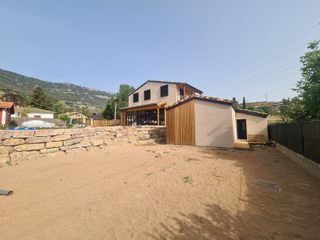 Centelles, ERGIO Wooden Houses ERGIO Wooden Houses Prefab woning