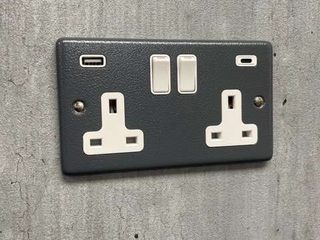 Grey Sockets and Switches, Socket Store Socket Store 现代客厅設計點子、靈感 & 圖片