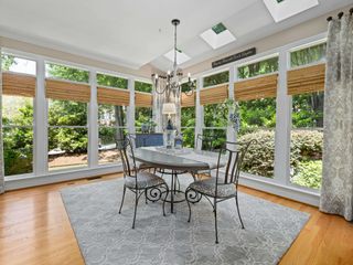 EA20250908-23955 Press profile homify Living room Furniture, Interior design, Flooring, Floor, Wood, Ceiling, Chair, Table, Lighting, Kitchen & Dining Room Table