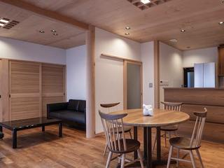 飛鳥山の家, 松井建築研究所 松井建築研究所 オリジナルデザインの リビング
