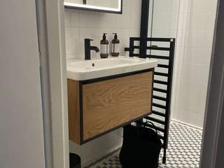 Minimalistyczna łazienka z mozaiką podłogową, Cerames Cerames Minimalist style bathroom