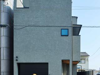 都市型3階建て_千田の家, 株式会社 垂井設計 株式会社 垂井設計 Comedores modernos