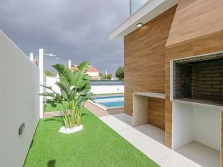 Moradia T4 isolada com piscina aquecida em Azeitão, LANE Exclusive Real Estate LANE Exclusive Real Estate Moradias