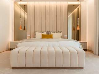 Vivenda Maia - Luxo Romântico, Angelourenzzo - Interior Design Angelourenzzo - Interior Design Master bedroom