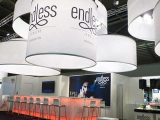 Messestand Endless Jewelry, SW retail + interior Design SW retail + interior Design Spazi commerciali