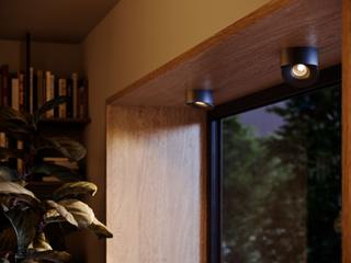 s.luce Santa Serie: Deckenstrahler für jeden Wohnbereich skapetze® - Wo Licht auf Design trifft Kitchen units Wood, Lighting, Interior design, Light fixture, Ceiling, Wood stain, Sconce, Hardwood, Varnish, Plywood