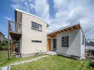 House for R, kurosawa kawara-ten kurosawa kawara-ten Estudios y despachos de estilo moderno