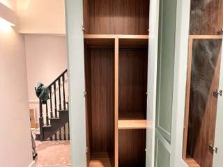 Fitted Wardrobe with Hinged Doors - Work in Progress, Bravo London Ltd Bravo London Ltd Phòng ngủ chính