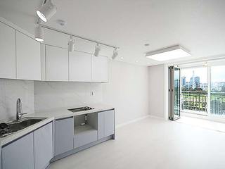 양평 동양엔파트 25평 인테리어 - 폴딩도어 공간활용, 디자인토모 디자인토모 Apartamento