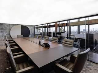 Espacio Inteligente, Serrano+ Serrano+ Phòng học/văn phòng phong cách công nghiệp