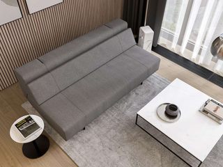 Kleines Wohnzimmer mit bequemem praktischen Schlafsofa, Livarea Livarea Minimalist living room Grey