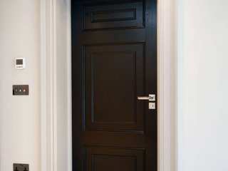 Black Painted Panel Door, Evolution Panels & Doors Ltd Evolution Panels & Doors Ltd Inside doors