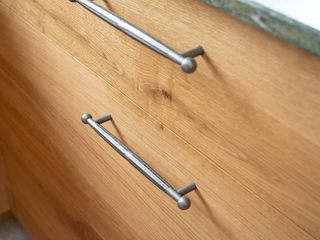 Naturverbundene Schreinerküche aus Eicheholz, Beer GmbH Beer GmbH Built-in kitchens