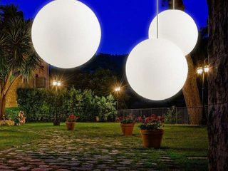 s.luce Globe für die perfekte Gartenbeleuchtung, Skapetze Lichtmacher Skapetze Lichtmacher Jardín interior