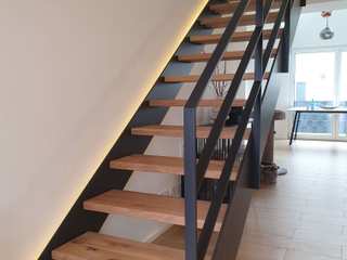 Flachwangentreppe mein Treppenhaus Grohskurth Stairs Wood, Stairs, Handrail, Hardwood, Wood stain, Baluster, Building material, Wood flooring, Varnish, Steel