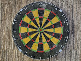 EA20250911-23970 Press profile homify Electronics Dartboard, Darts, Dart, Indoor games and sports, Precision sports