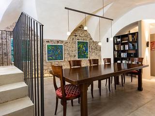 Umbau in Rattenberg | Neue Galerie in der Altstadt, Melis + Melis Architekturbüro Melis + Melis Architekturbüro Commercial spaces