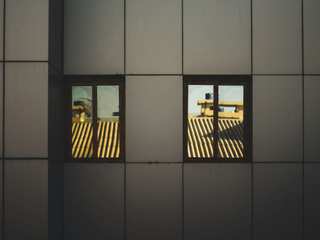 EA20251125-24120 Press profile homify Study/office Daytime, Composite material, Grey, Sunlight, Glass, High-rise building, Reflection, Symmetry, Shadow, Design