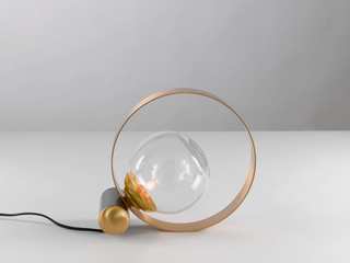 Lampada da tavolo della Serie Anelli Nervilamp S.r.l. Modern Living Room