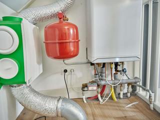 EA20251002-24013 Press profile homify Small houses Pipe, Plumbing, Machine, Electrical cable, Hose, Plumbing fixture, Cleanliness, Cylinder