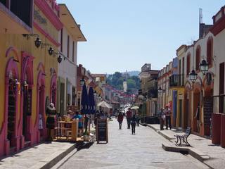 Los 8 Mejores Destinos de Viaje para Viajeros con Presupuesto Ajustado en México, Raymundo Avalos Robles Raymundo Avalos Robles Więcej pomieszczeń