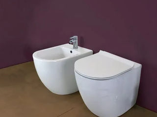 Sanitari a terra in ceramica bidet wc filomuro con copriwc softclose, Bagno Italia Bagno Italia ห้องน้ำ