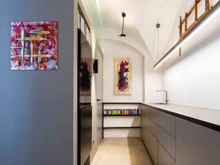 Umbau in Rattenberg | Neue Galerie in der Altstadt, Melis + Melis Architekturbüro Melis + Melis Architekturbüro Laundry room