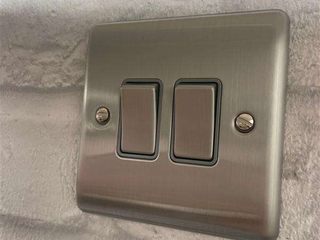 Chrome Sockets and Switches, Socket Store Socket Store Moderne woonkamers